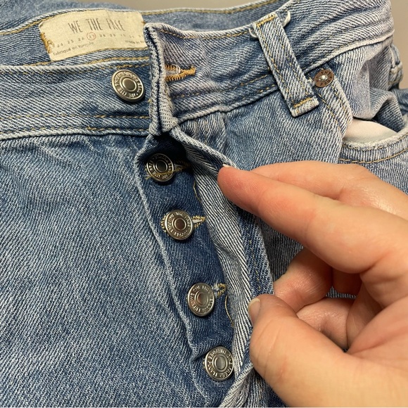 Free People We The Free Mid Rise Straight Leg Distressed Maggie Cropped Jeans 27 - Picture 7 of 13
